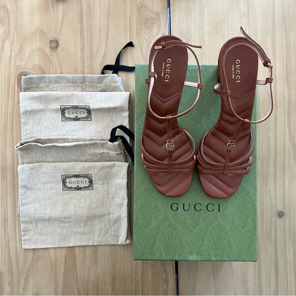 *SOLD* Gucci Brown Papaya Marmot GG T Strap Sandal Size 38 BNIB - Picture 2 of 6